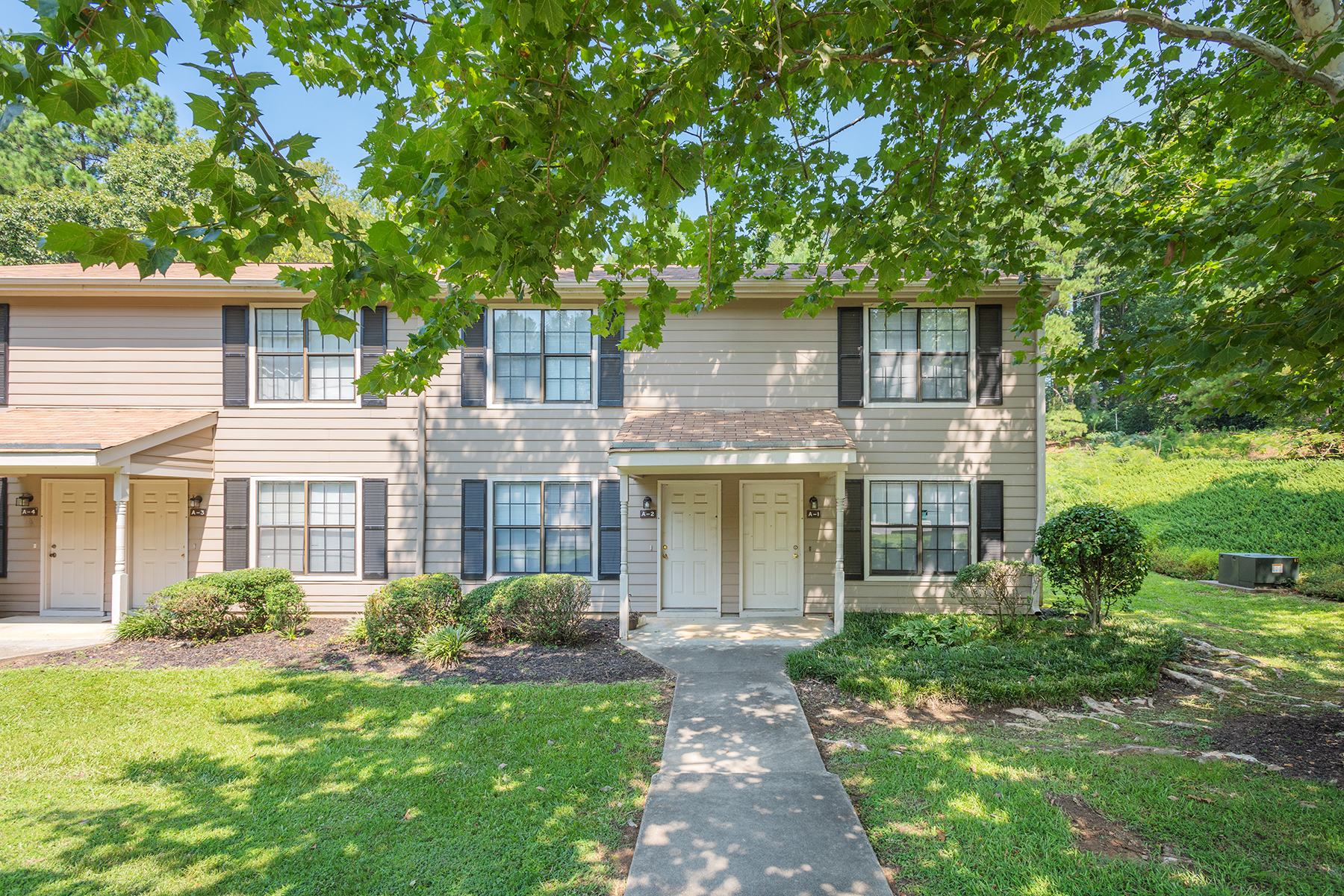 Lake Ridge The Multifamily Advisory Group at Cushman & Wakefield